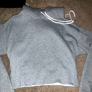 Cropped hoodies